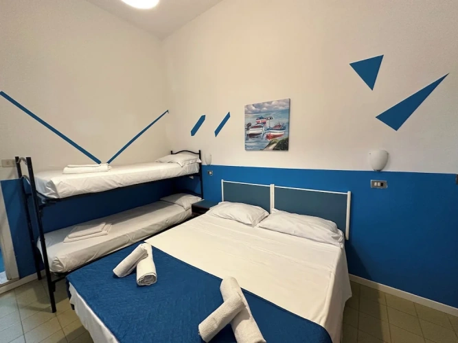 Classic Quadruple room
