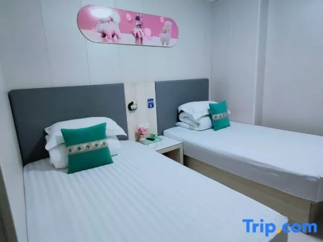 Economy Twin room