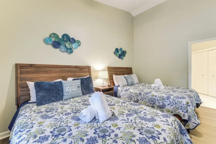 Resort Condo ~ 2 Mi to Sunset Beach Seashore!