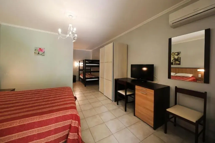 Standard Quadruple room