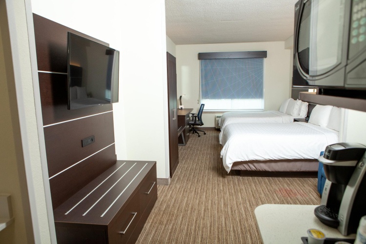 Quadruple Suite