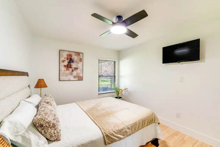Relax Fireside: Dallas Area Home w/ Yard & Patio!
