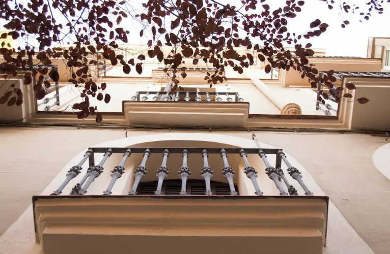 Classic Gracia Apartments