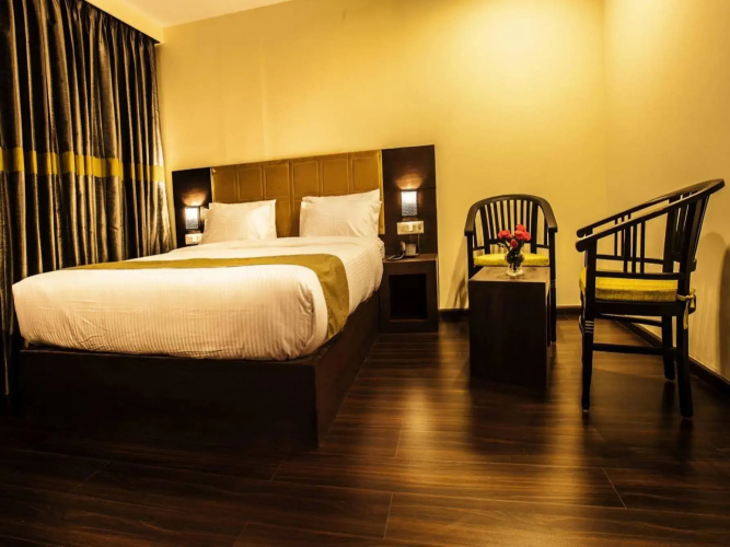 J Hotel
