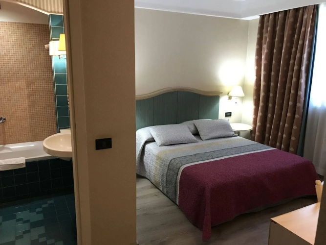 Green Park Hotel