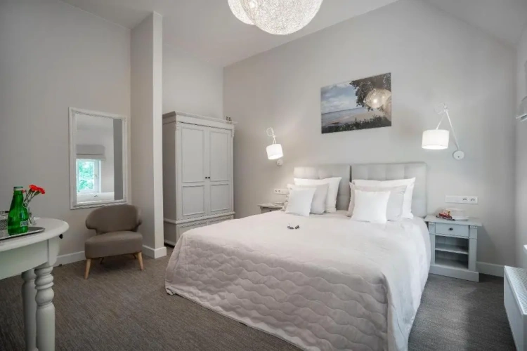 Standard Double room with garden view