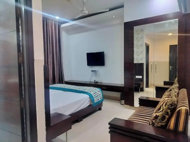 The Venessa Hotel