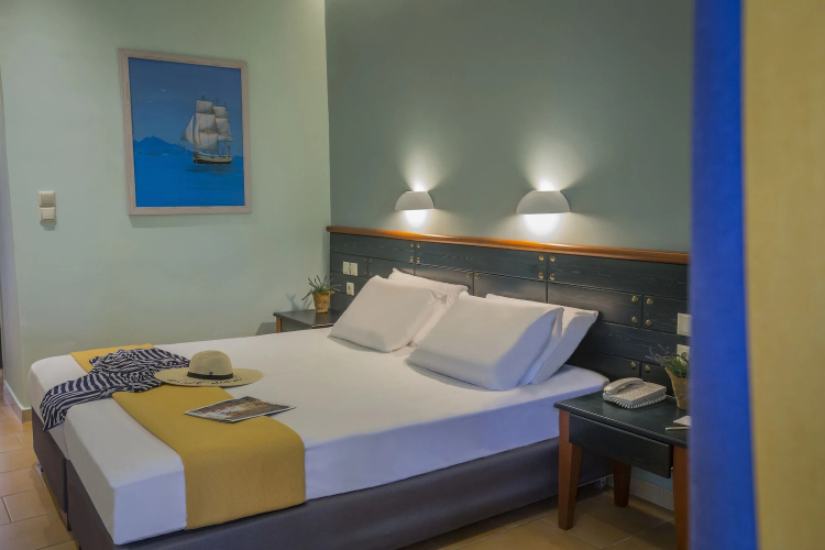 Golden Coast Hotel & Bungalows photo 6