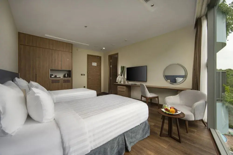 Flamingo Resort Cat Ba