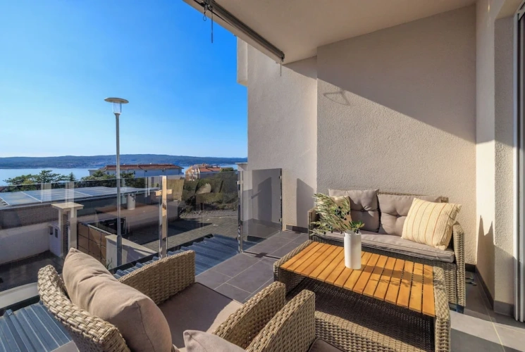 Apartment with balcony