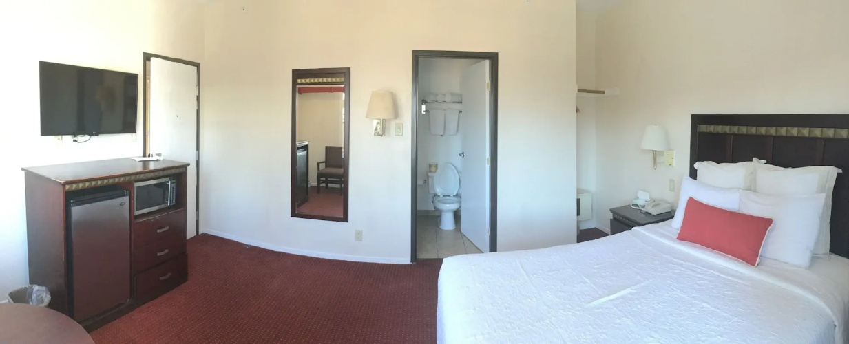 Harborview Inn & Suites San Diego Harbor