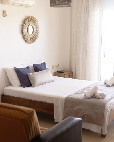 Kaju Rooms