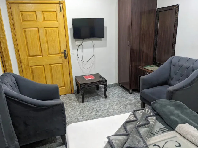 Al-Banaras Hotel