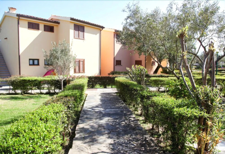 San Teodoro Centro Apartments