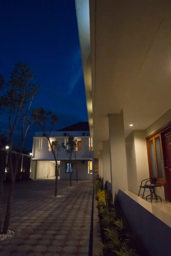 W House