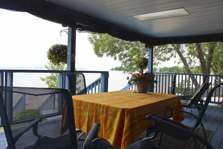 Adani Beach Retreat Bed & Breakfast