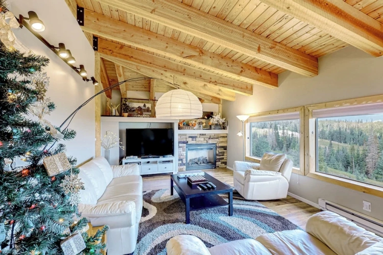 3 Bedrooms Cottage