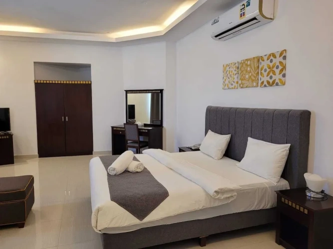 Standard Twin room with sea view
