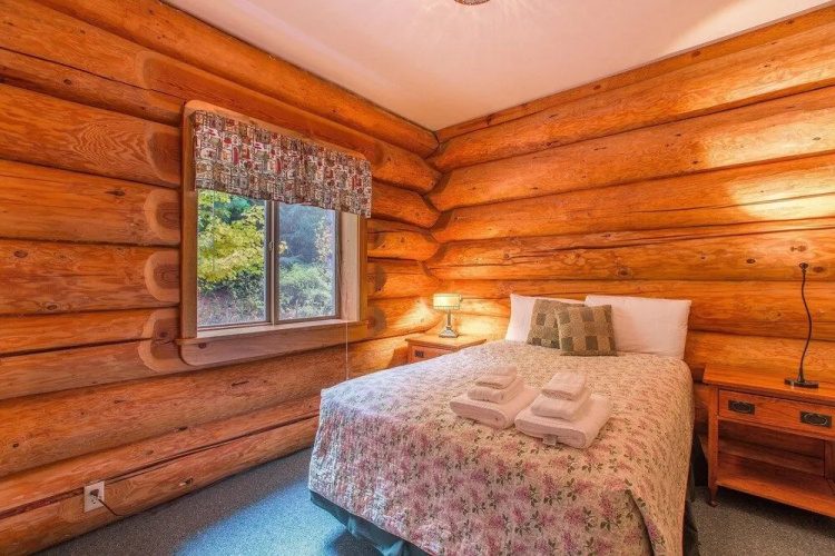 Bear Ridge Cabin