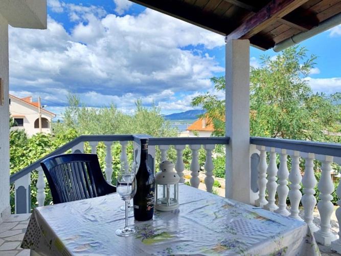 1 Bedroom Apartment with balcony