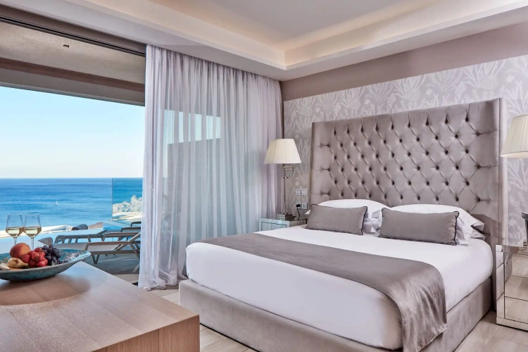 1 Bedroom Suite