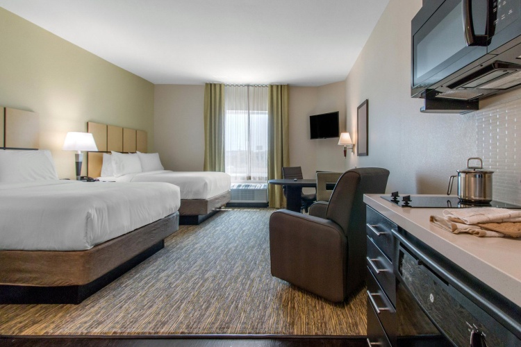 Quadruple Suite