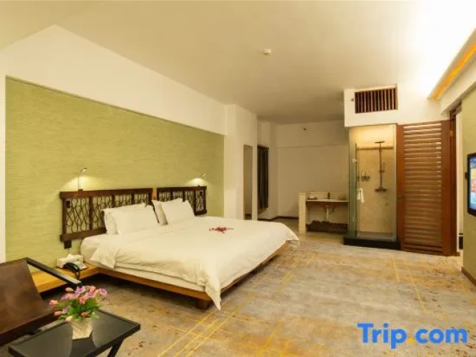 Double Suite with lake view