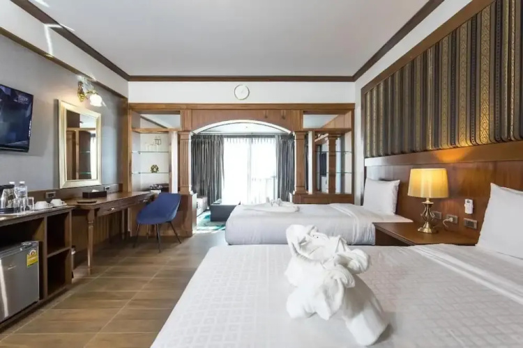 Le Erawan Hotel