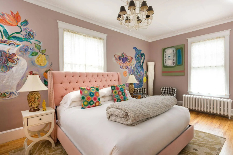 Pomegranate Inn