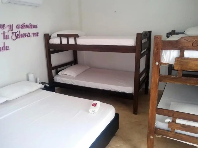 Standard Triple room