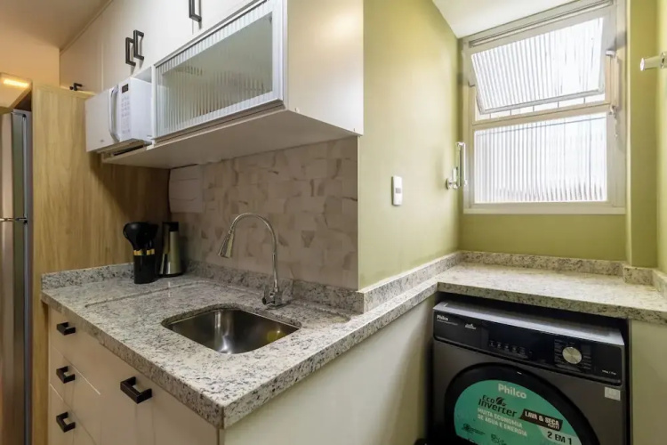 Amazing Apartment With Great Location - Eox0102