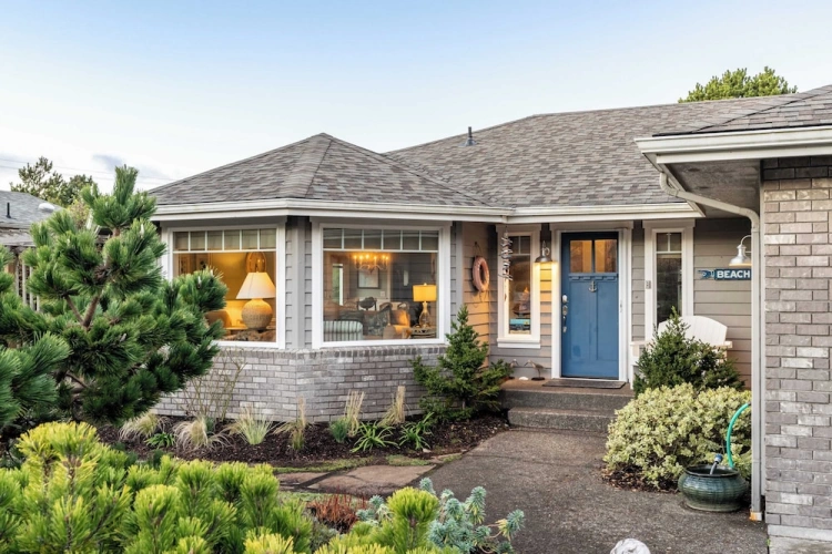 3 Bedrooms Cottage