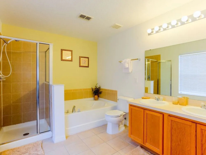 South-facing Pool With Spa & Games Room