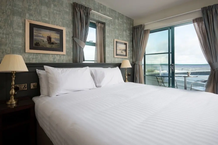 Standard Double room with balcony