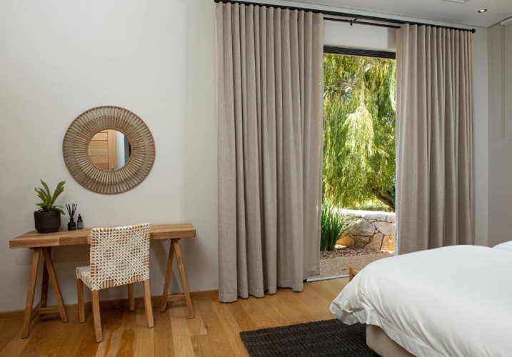 2 Bedrooms Villa