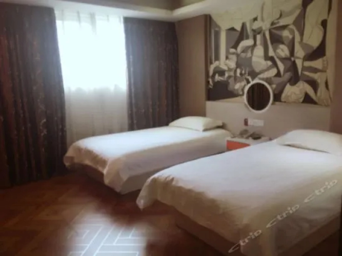 LUOSI Hotel