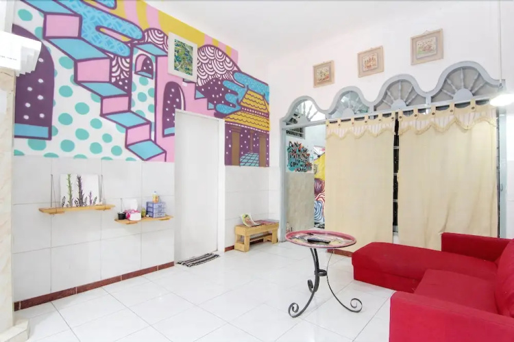 De'Oplet Homestay & Gallery