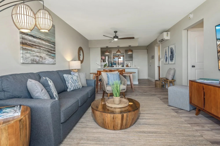 Centrally Located Elegant Vistas