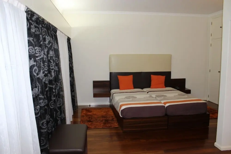 Standard Twin room with balcony