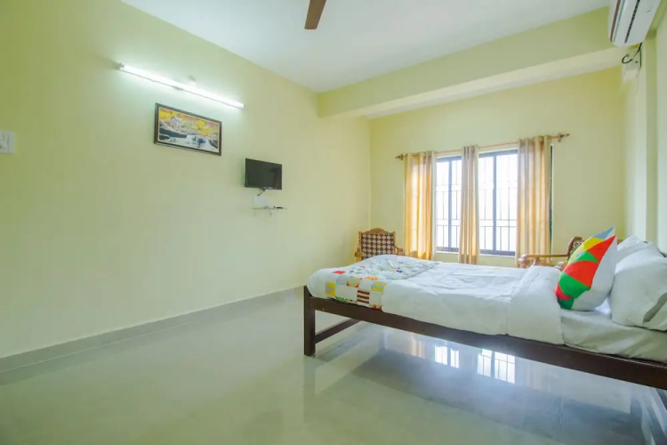 OYO 22002 Home Spacious Studio Uddo Beach
