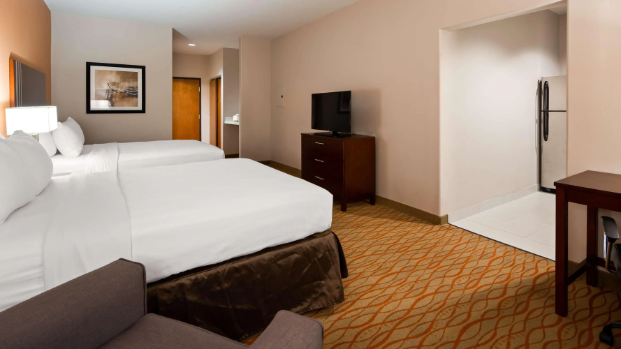 Spring Inn & Suites