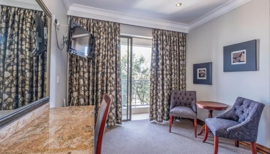 Luxury Double room with balcony and with golf view