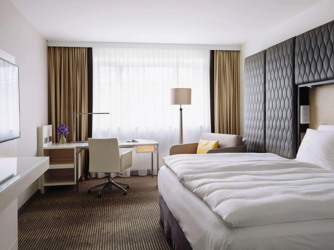 Pullman Berlin Schweizerhof Hotel photo 6