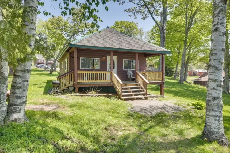 2 Bedrooms Cottage