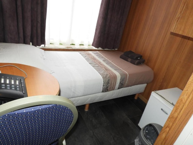 Economy Quadruple room