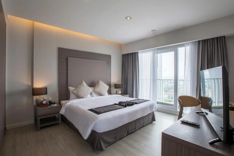1 Bedroom Suite