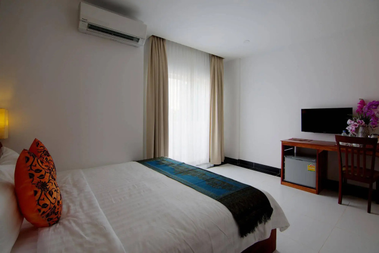 New Midtown Hotel