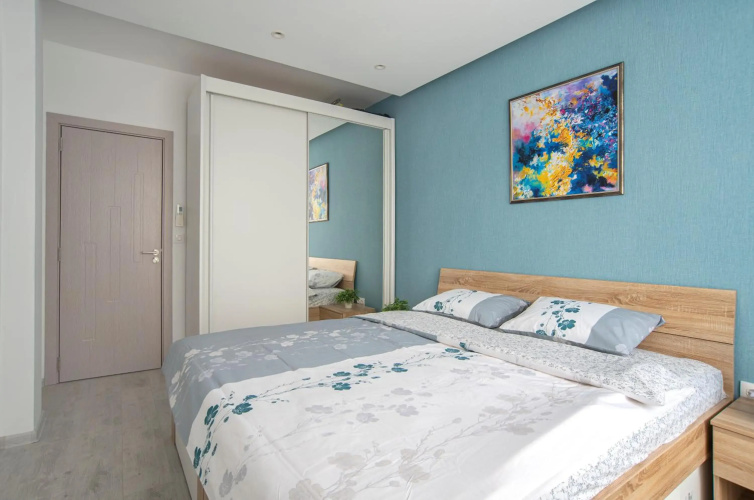 Sunny & Stylish Brand new 2bdr Apartment + Parking