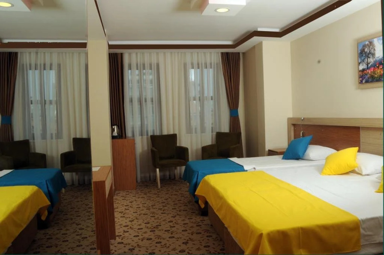 Apameia Hotel