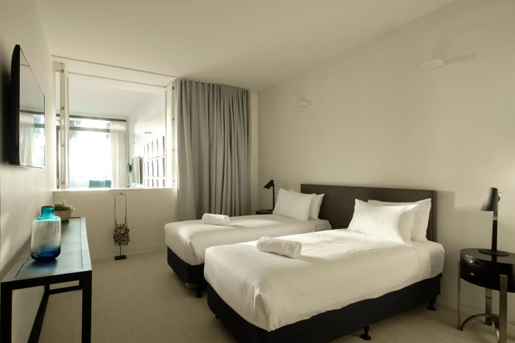Luxury Bondi Beachside Apartment - Pacific